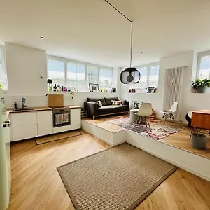 https://work-and-relax-in.it-lombardy.com